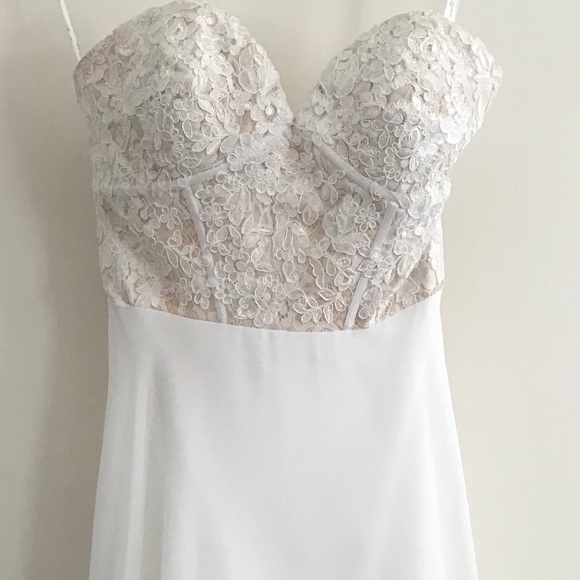 Prom dress - Picture 1 of 4